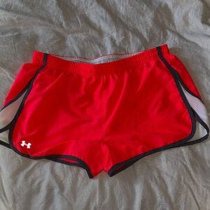 Under Armour Women's Vivid hot pink Sports Shorts